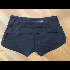 Lulu lemon shorts size 6